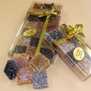 Boîte de pâtes de fruits
